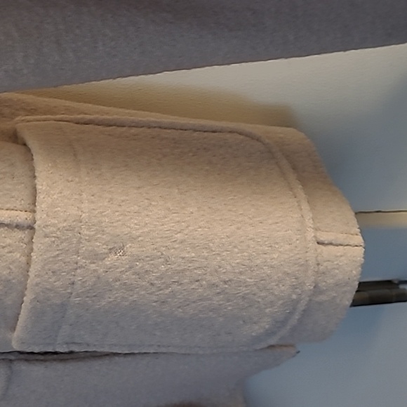 Bernardo Women's Beige Button-Up Blazer size M - Picture 9 of 11